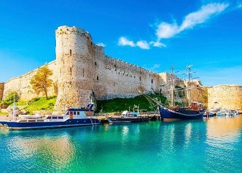 2 gün müsaade al, 5 gün tatil yap! | Enuygun açıkladı: 30 Ağustos tatili için Kaş’ta otel fiyatları 850 TL’den başlıyor