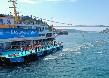 35. Samsung Boğaziçi Kıtalararası Yüzme Yarışı’nda Yüzücüler Kıtaları Birleştirdi