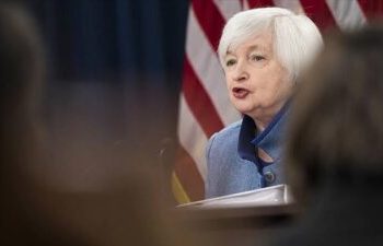 ABD Hazine Bakanı Yellen Fitch’in kararını yersiz buldu