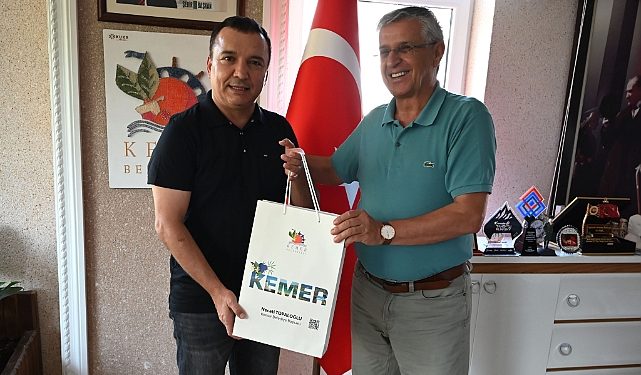 AGC idare şurasından Lider Topaloğlu’na ziyaret