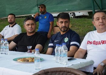 Aliağa Belediye Lideri Serkan Acar’dan Aliağaspor FK’nın Bolu Kampına Ziyaret