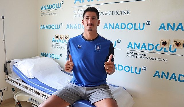 Anadolu Efes’li Derek Willis sıhhat denetiminden geçti