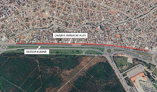 Antalya Bulvarı yan yolunda asfalt yenileme çalışması