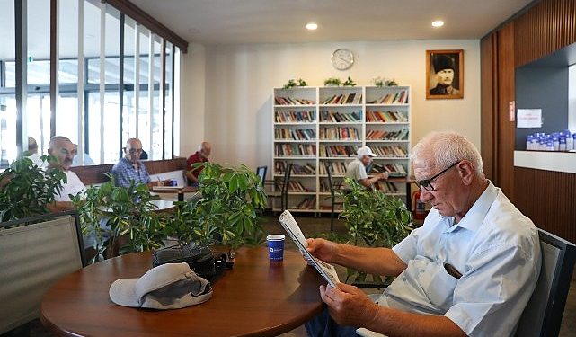 Antalya Büyükşehir Emekliler Kahvesi emeklilere nefes aldırıyor