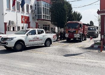 Aydın Büyükşehir Belediyesi İtfaiyesi Çanakkale yangınına müdahale için yola çıktı