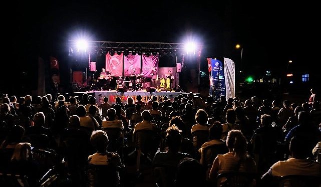 Aydın Büyükşehir Belediyesi, kültür sanat etkinlikleriyle vatandaşları bir ortaya getirmeye devam ediyor