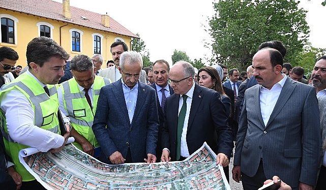 Bakan Uraloğlu: “Konya Büyükşehir ile İş Birliğimizin Tüm Kentlere Örnek Olmasını Diliyorum”
