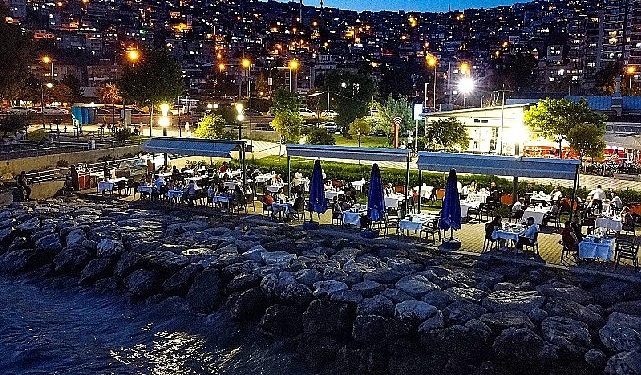 Bayraklı’da vegan ve glütensiz eserlere ilgi