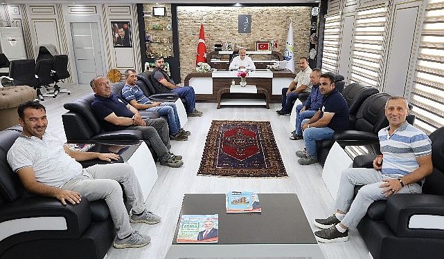 Belediye emekçilerinden Lider Öztürk’e artırım teşekkürü