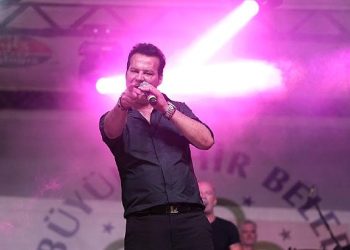 Boğaziçi Şenliği Hakan Peker’le Başladı