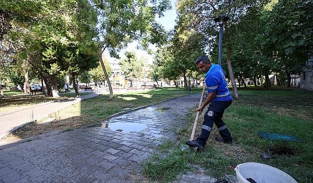 Buca’nın nefes alanları vandalların amacında