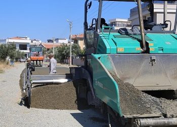 Burhaniye Belediyesi’nden 11 Mahalle’de 100.000 M² Sathi Kaplama Yol Seferberliği!
