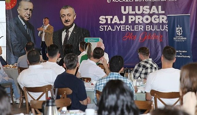 Büyükşehir stajyerleriyle buluşan Büyükakın; İdeallerinizden asla vazgeçmeyin