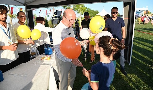 Çocukların yaz cümbüşü Sille Seyir Zirvesi Uçurtma Şenliği yeniden dopdolu geçti