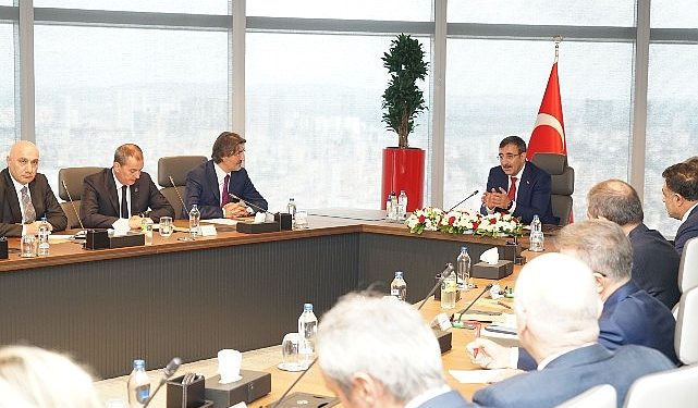 Cumhurbaşkanı Yardımcısı Cevdet Yılmaz’ın TBB İdare Şurası’nı kabulü hakkında
