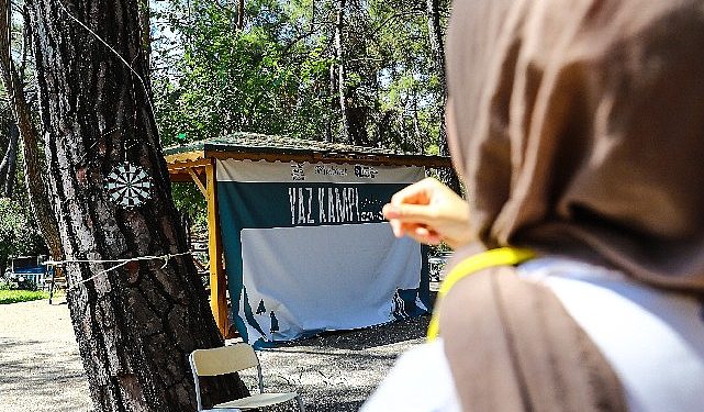 Depremzede gençler Büyükşehir Gençlik Kampı’nda moral depoluyor