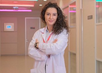 Dijitalleşme ortamıza girdi, duygusal bağlar ve derin münasebetler azalıyor