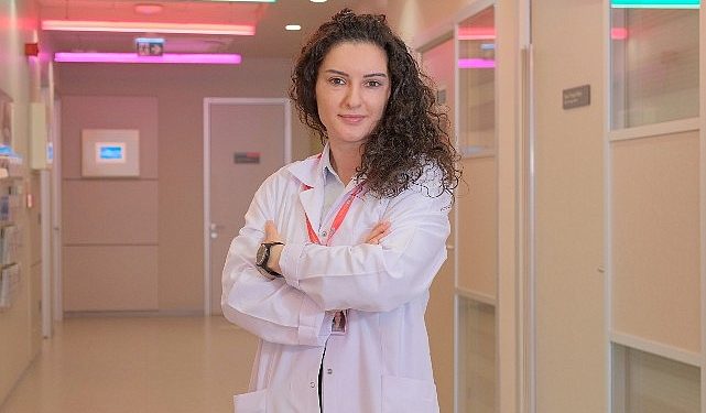 Dijitalleşme ortamıza girdi, duygusal bağlar ve derin münasebetler azalıyor