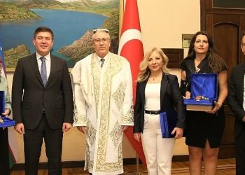 Ege Üniversitesi Heyeti Özbekistan’daki temaslarını sürdürüyor