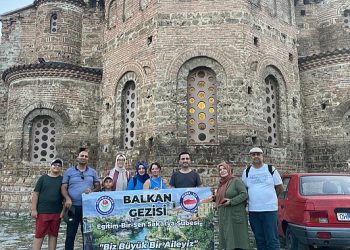 Eğitim-Bir-Sen’liler Balkanları Gezdi