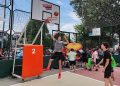 Gölcük kıyısında heyecan sırası sokak basketbolunda