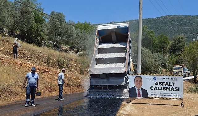 Hacıoğlan ve Sarıbelen küme yolunda asfalt çalışması