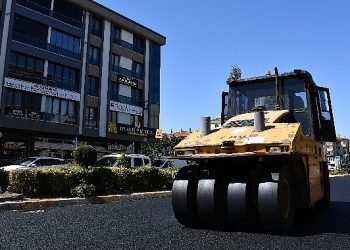 İstasyon Caddesi’nde çalışmalar sürüyor