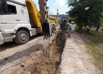İSU, Kandıra Karaağaç Mahallesi’ne yeni kanalizasyon çizgisi yapıyor