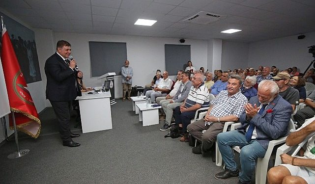 ‘İzmir Baba’ Sancar Maruflu, Karşıyaka’da anıldı