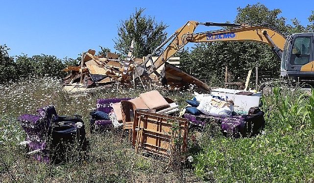 Kandıra’da kaçak yapılaşmayla uğraş sürüyor