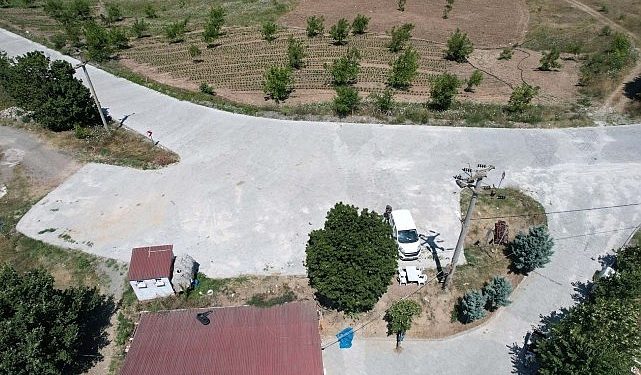 Karamürsel Çamdibi Mahallesi’ne parke