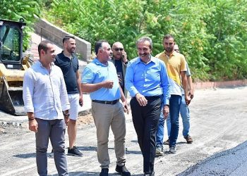 Kavurucu sıcakta asfalt çalışması