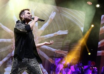 Kenan Doğulu Harbiye’yi salladı