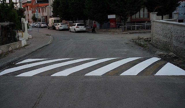 Kocaeli Büyükşehir yaya ve şoförlerin trafikte güvenliği için çalışıyor