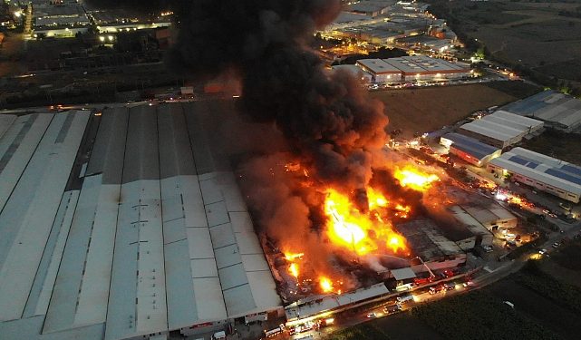 Kocaeli İtfaiyesi’nden İnegöl’e takviye