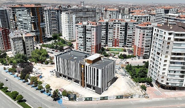 Lider Altay: “Fuat Sezgin Gençlik ve Spor Merkezi Tamamlanmak Üzere”