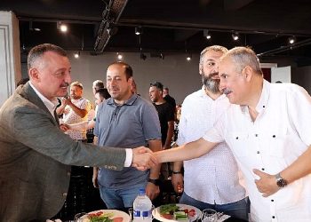 Lider Büyükakın, Başiskele esnafıyla buluştu