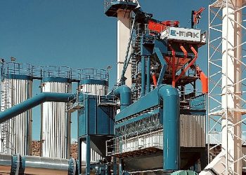 Lider Öztürk Asfalt Üretim Tesisinin muştusunu verdi