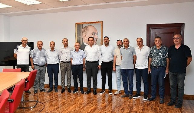 Lider Özyiğit, “Belediyemizde en düşük emekçi fiyatını 15.651,77 TL olarak belirledik”