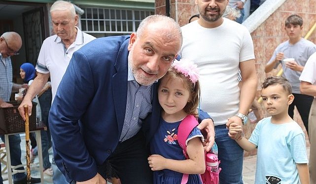 Lider Sandıkçı, “Vatandaşlarımızın talep ve tekliflerine büyük ehemmiyet veriyoruz”