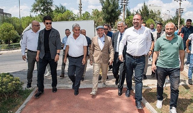 Lider Soyer Çiğli’de etraf düzenleme çalışmalarını inceledi