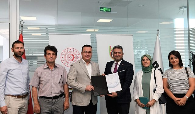 Mustafakemalpaşa otizm kafe için imzalar atıldı