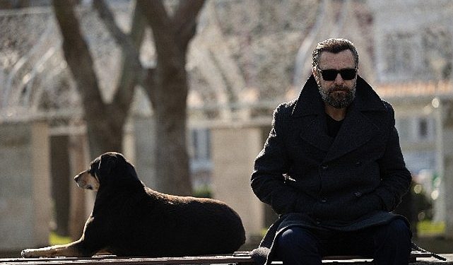 Nejat İşler’in Başrolünde Yer Aldığı Üçlemenin İkinci Sineması Makûs Adamın 1O Günü, 18 Ağustos’ta Netflix’te