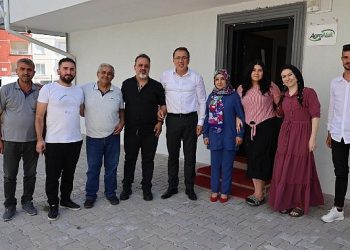 Nevşehir Belediye Lideri Dr. Mehmet Savran, hafta sonu esnaf ve mesken ziyaretleri gerçekleştirdi