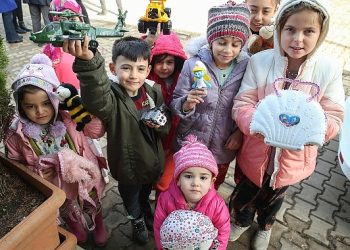 Oyuncak Meskeni gönüllülerden takviye bekliyor