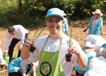 “Özel bireyler” aromatik bitkilerle rehabilite ediliyor