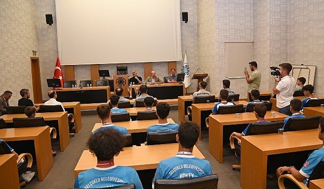 Şampiyon Hokeyciler’den Lider Pekyatırmacı’ya ziyaret