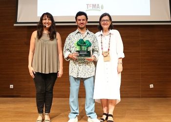 Sanatçı Buray TEMA Vakfı gönüllüleri ile bir ortaya geldi: ‘Umudu yeşertmeye devam edeceğiz’