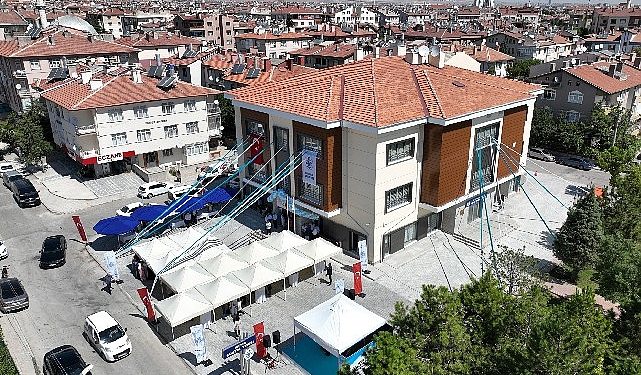 Selçuklu Belediyesi ilçeye paha katacak bir eser daha kazandırdı: Bedir Toplumsal Tesisi açıldı