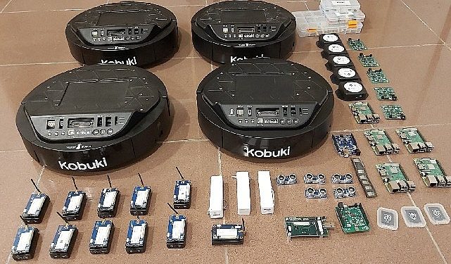 Sürü robotlara dayalı bir obje taşıma sistemi geliştirilecek